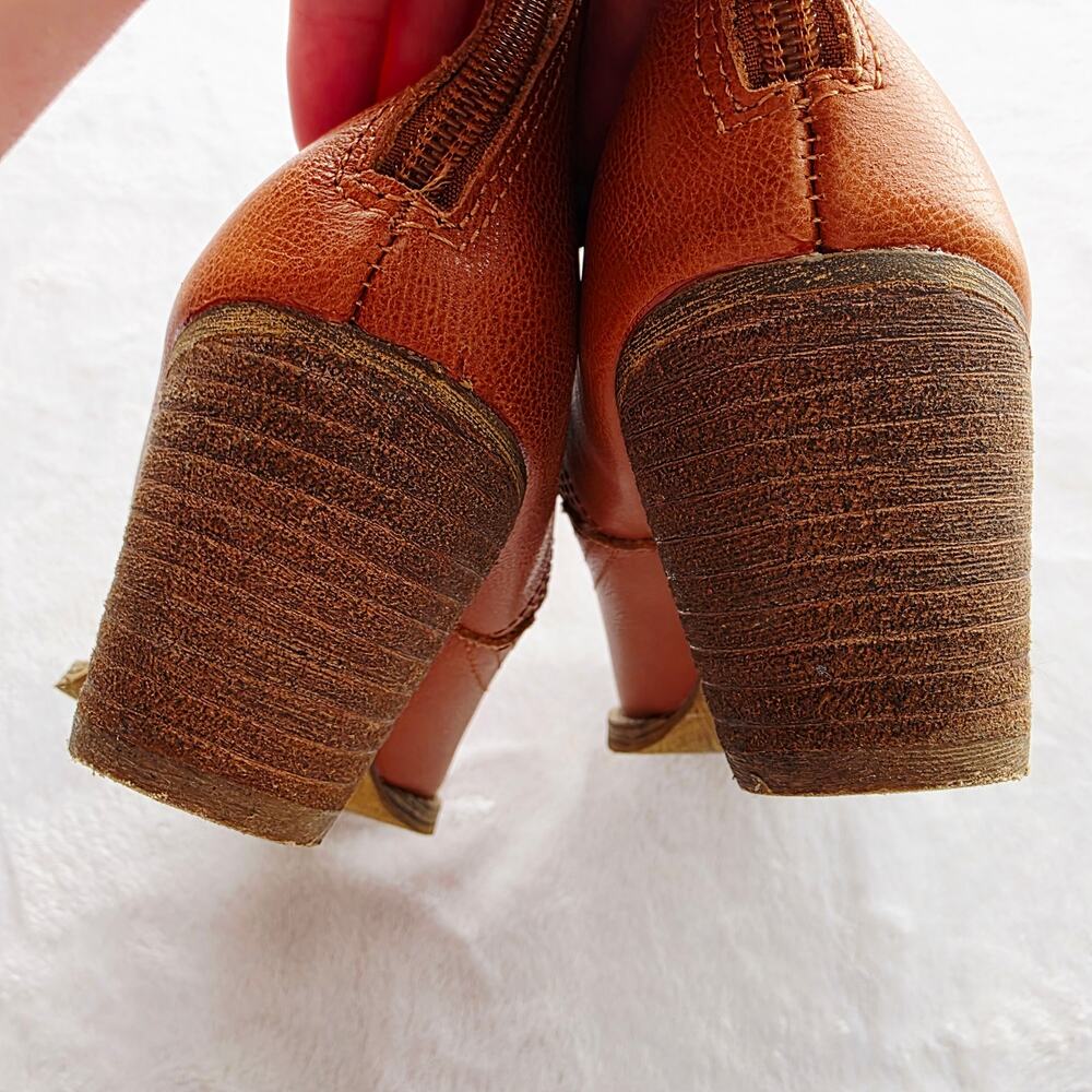 Sbicca Ankle Boots 7 Tan Leather Embroidered Tribal Boho Western Festival Desert - Picture 10 of 13